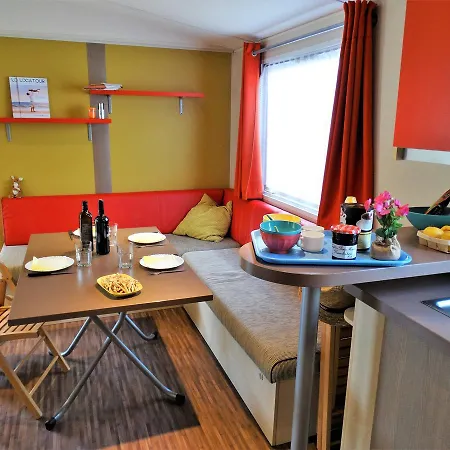 Camping Sunissim La Masia By Locatour Campsite
